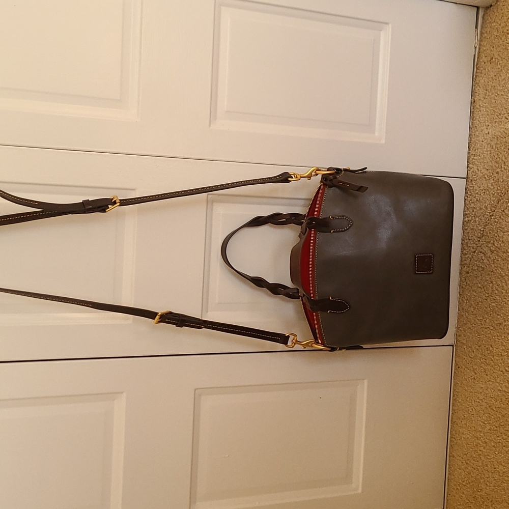 Dooney and bourke purse
